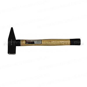 Молоток слесарный с деревянной ручкой и пластиковой защитой у основания (400г) Forsage F-822400